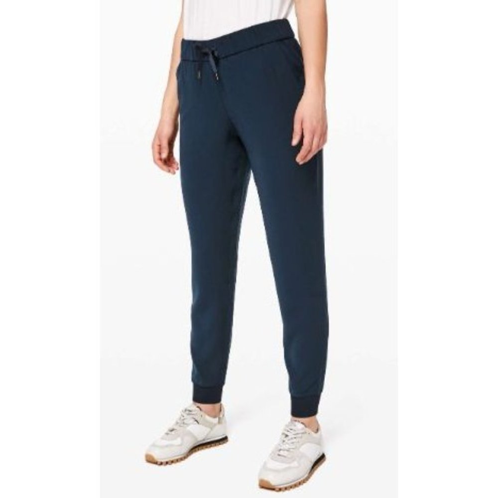 Lululemon On The Fly Jogger True Navy-sz 2